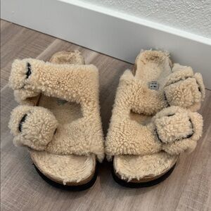 Papillio Fuzzy Cream Kids Slippers